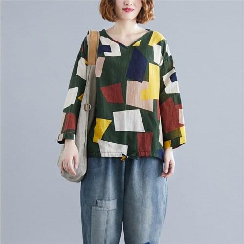 Johnature 2021 Spring V-neck Geometric Print Casual Loose Women Shirts New Korean Vintage Pullover Female Blouses
