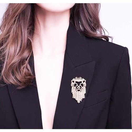 Trendy gold lion tassel crystal brooches brooch pins jewelry luxury accessory for women