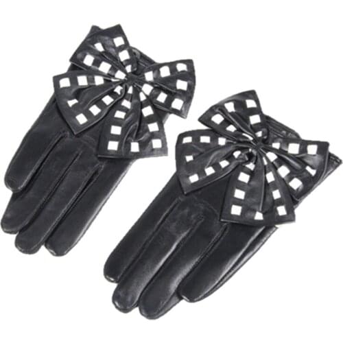 Ladies leather gloves big bow mittens locomotive short paragraph genuine sheepskin gloves autumn winter warm lady driving gloves