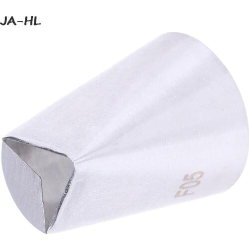 1pcs eaf Shape Cream Icing Piping Nozzle Cake Making Pastry Dessert Decoration