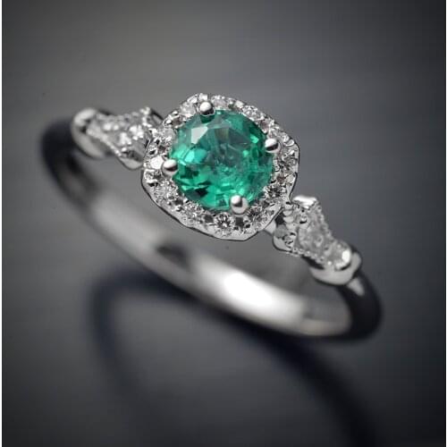 2018 New green stone love small ring Trend Accessories Fashion personality woman ring lucky jewelry wedding Ball Party gift