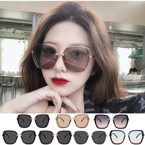 New Frame Fashion Glasses Metal Men Women Glasses Metal Frame Retro Large UV Protection Sunglasses Mirror Ladies