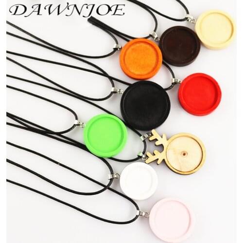 10pcs 20/25/30mm Pink Red Wood Pendant Blank Cabochon Base Setting Tray DIY Making Necklace Jewelry Accessories Finding