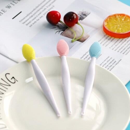 Silicone Face Cleansing Brush Effective Nose Exfoliator Blackhead Removal Soft Deep Cleaning Brush Face Scrub Massager