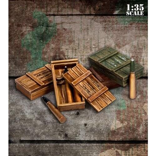 1/35 Scale Unpainted Resin Figure Ammo boxes & shells GK figure