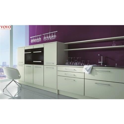 Small I shaped kitchen design