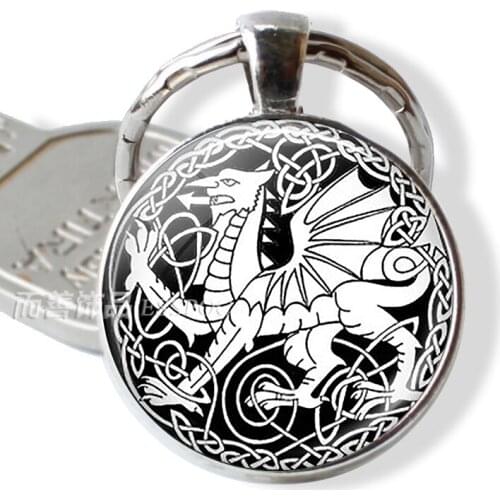 Fashion Accessories Vintage Dragon Keychain Cabochon Glass Dome Keyring Art Picture Jewelry Key Chain Key Ring Gift