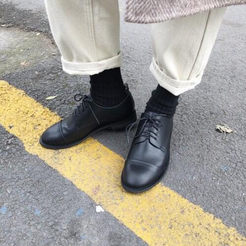 Womens shoes retro leather shoes 2019 autumn new tie flat British wind brogues