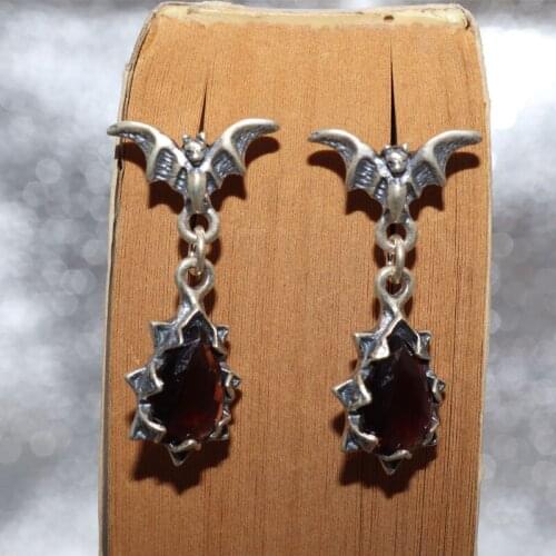 Vintage Red Vampire Bat Pendant Earrings Punk Gothic Style Geometric Jewelry Gift