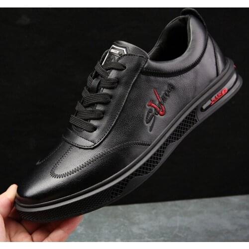 Man Shoes Leather Genuine Mens Trainers Fashion Black Sneakers Designer Shoes Men High Quality Luxury Shoes Mannen Schoenen