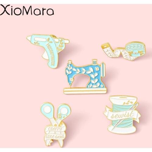 Needlework Tools Enamel Pins Sewing Machine Scissors Brooches Badges Clothes Bag Pins Cartoon Jewelry Gift for Friends