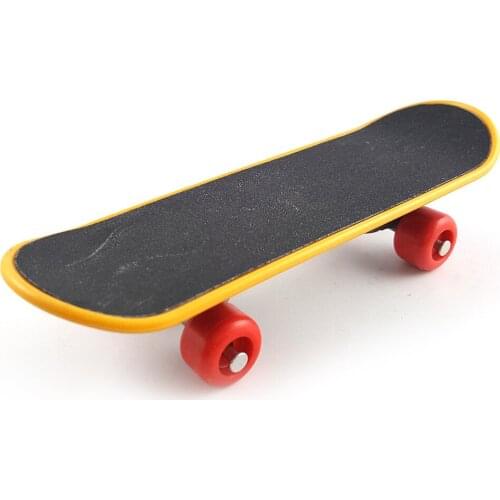 Large And Medium-sized Parrots Foot Training Toys Grinding Mini Skateboards Skates Parrot Pet Products Bird Supplies 5pcs/lot