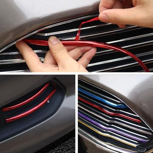 Car-styling 8M Car Wheel Protector Hub Stickers Bumper Door Protective Trim Strip Medium Net Decorative Strips For Kia Lada etc