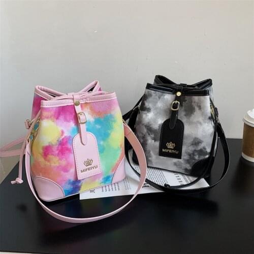 Tie-dye painted personality printed drawstring bucket womens bag crossbody bag diagonal simple large-capacity ladies bags