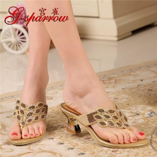 G-sparrow Golden Flip-Flops Rhinestone Thick Heel Sandals Slippers Fashion Women Summer Diamond Clip Toe Shoes