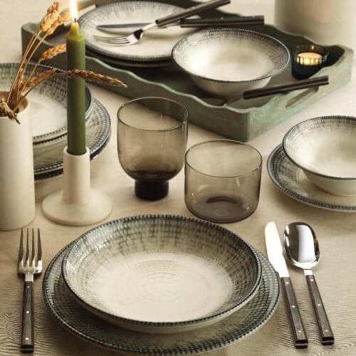 Kutahya has Porcelain Nanokrem 24 Piece 891311 Pattern Dinnerware Set