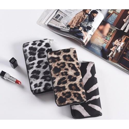 Fashion Long Zipper Women Wallets Bright Leather Black and White Wallet Wallet Prismatic Bag Flower Corner Clutch Bag Purse