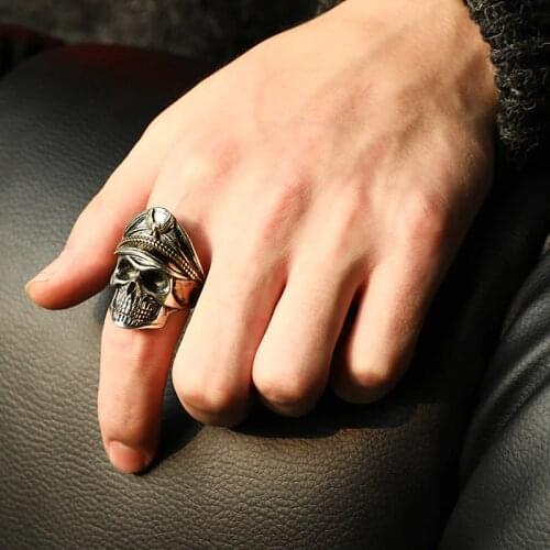 Skull head self-defense ring multi-functional wolf proof equipment self-defense ring self-defense weapon female ring self-defens