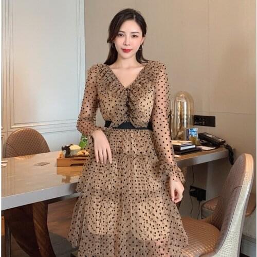Vintage V Neck Sexy Dot On Vacation Dress Fashion Ruffles Mesh Women Sweet 2021 Spring Flare Sleeve Casual Party Cake Dress