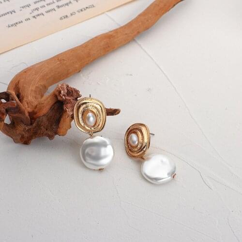 AMORCOME Trend Hot Irregular Pearl Earrings for Women Baroque Simulated Pearl Charms Metal Statement Earrings Gifts Jewelry