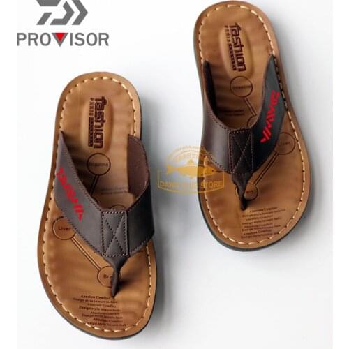 2020 Summer New DAIWA Brand Fishing Leather Non-slip Sandals Casual Clip Foot Shoes Mens Breathable Beach Flip Flop Sandals