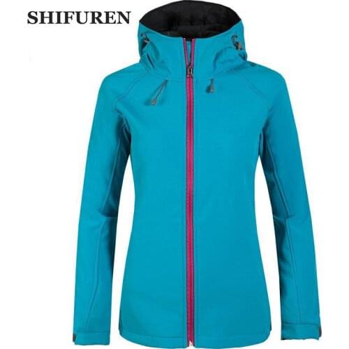 Windproof Water Resistant Softshell Outdoor Hiking Jacket Women Camping Trekking Jaqueta Masculina Fleece Liner Chaquetas Mujer