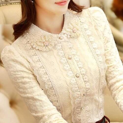 2021 New Women Blouses Slim Bottoming Long-sleeved White Shirt Female Lace Flower Hollow Casual Shirt Blouse Plus Size 3xl H1000