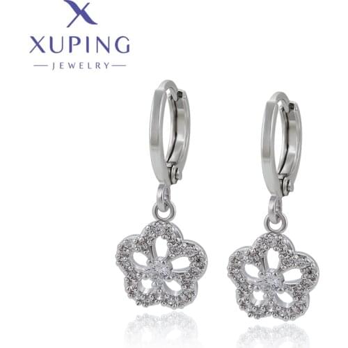Xuping Jewelry Fashionable New Arrival Simple Flower Huggies Earrings for Women 92085
