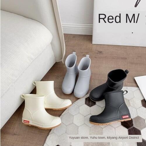 36-44 Love Design Rain Boots Women Ankle Shoes Waterproof Rain Shoes for Rain Day 2020 New Slip On Female Rainboots Solid