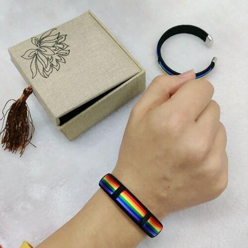 New LGBT Gay Color Thread Woven Rainbow Womens Hand Bangles LOVE Color Rope Girlfriend Best Friend Couple Vracelet Jewelry Gift
