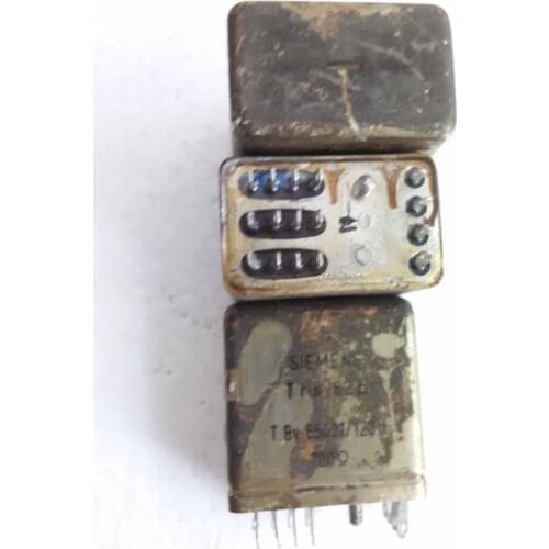 Relay Tr1s 162 b T.Bv.65421 / 123d 700
