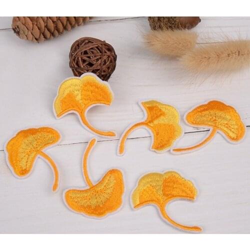 50pcs/lot Ginkgo Biloba Embroidery Patches Letters Clothing Decoration Accessories Diy Iron Heat Transfer Applique Cute Patch