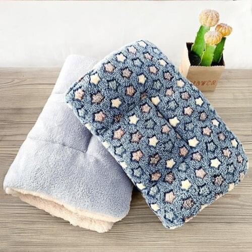 Soft Flannel Pet Mat Dog Bed Winter Thicken Warm Cat Dog Blanket Puppy Sleeping Cushion Pad For Small Medium Large Dogs Mattress