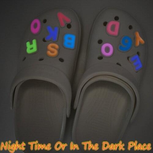 10 pcs Colorful Fluorescent English Letters A-Z Numbers Kids Gift Glow In The Dark Charms For Kids Shoes/Wristbands