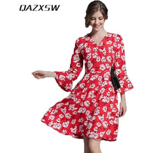 QAZXSW New 2018 Spring Dress Women Summer Dress Bohemian Chiffon Printing Flower Dress V-Neck Women Party Dresses Vestidos HB610