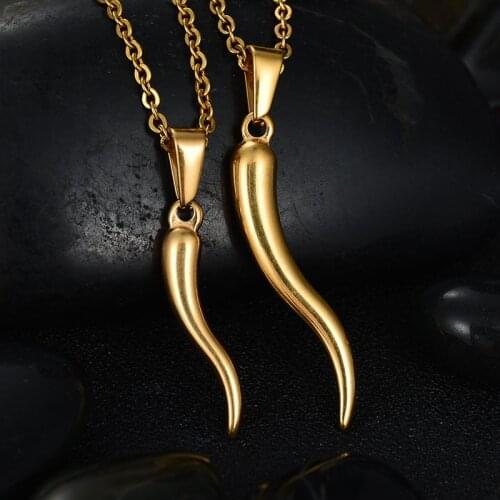 Novelty 316L Stainless Steel Pepper Pendant Necklace High Quality Gold Color Chili Pepper Charm Necklace Wedding Gift