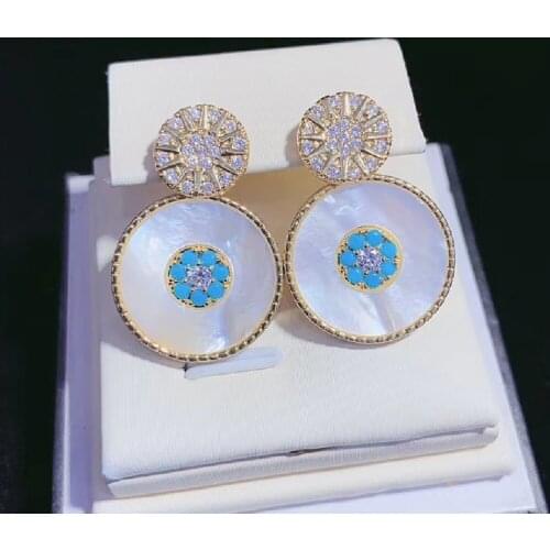 WT-MPE040 Amazing precious lady micropave CZ setting MOP earrings round charming brilliant white Shell cubic zircon earrings