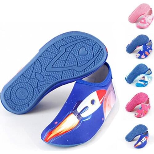 Kids Water Shoes Quick Dry Non-Slip Toddler Water Skin Barefoot Sports Swimming Beach Pool Shoes for Boys & Girls