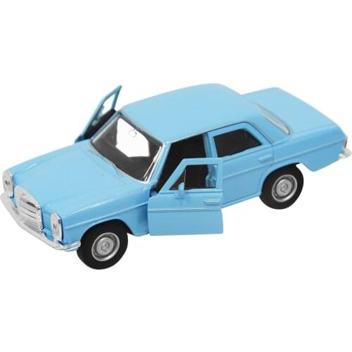 Welly 1:32 Mercedes-Benz 220 Czech Leave