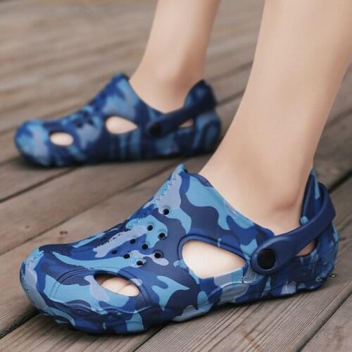 Summer Men Slippers Camouflage Outdoor Clogs Garden Shoes Beach Slippers Indoor Home Slides Mules Bathroom Loafers Flip Flops 45