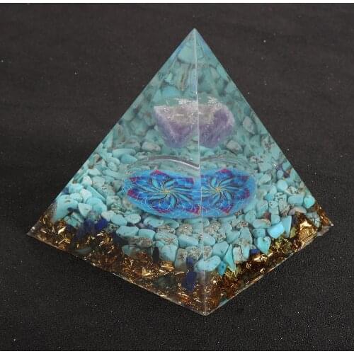 Natural Amethysts Gem Stone Orgone Pyramid Lotus Flower Turquoises Chips Gravel Orgonite Energy Balance Meditation Pyramids