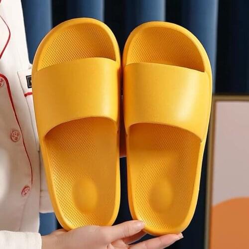Summer Fashion Simple Comfortable Soft Non-Slip Massage Sandals Home Mute Bathroom Outdoor Womens Shoes Beach Couple Slippers