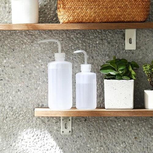 Hot Sales 250ml / 500ml Fleshy Plant Watering Pot Gardening Tool Bottle Washing Plastic Bottle Mini Garden Decoration Miniature