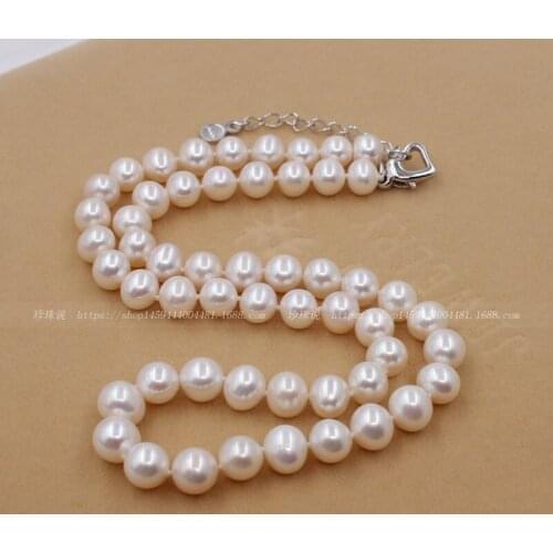 A wholesale manufacturer of natural freshwater pearl necklace, 8-9MM round enough, concise paragraph