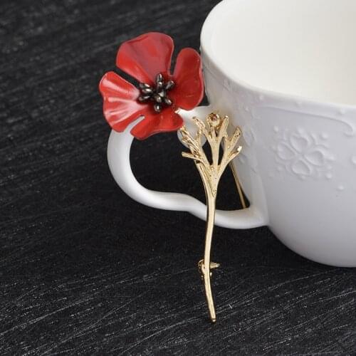 Retro Pin Floral Brooches Scarlet Flower Vintage Brooches For Women Fashion Elegant Intellectual Wedding Jewelry New 2021 1PC