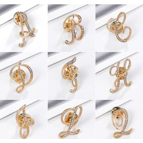 New Rhinestone Crystal Brooches Gold Color 26 English Letters Lapel Pin Shirt Dress Badge Fashion Jewelry for Women Accessories