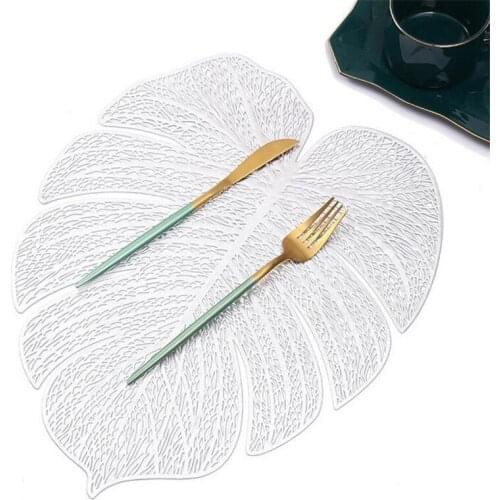 2021 New Large Size Hollowed PVC Leaf Placemat Monstera Heat Insulation Table Mat Room Restaurant Decoration Mats Placemats