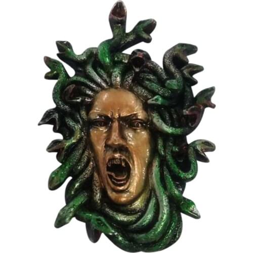 3D Medusa Head Of Snakes Statue Decoration Gothic Wall Plaque Decor Showpiece Lifelike Resin Sculpture Ornaments Wall Hanging