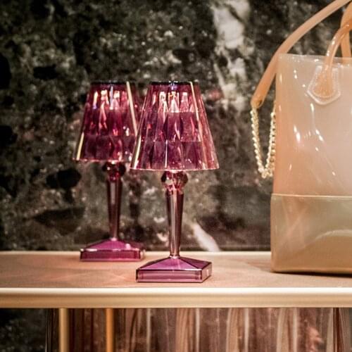 Diamond Table Lamp USB Rechargeable Acrylic Decoration Desk Lamps Bedroom Bedside Bar Crystal Lighting Fixtures Gift Night Light