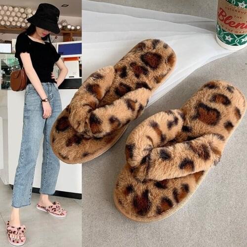 2021 Fashion Autumn and Winter Warm Fur Leopard Women Indoor Slippers Plush Fuzzy Woman Flip Flops Slides for Women Flat with